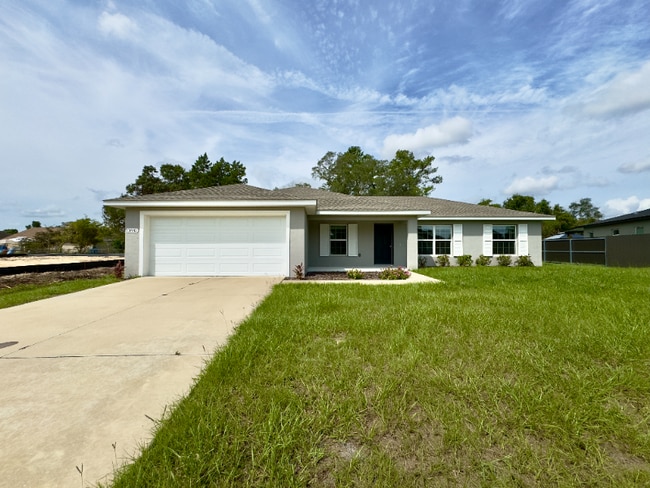 Building Photo - 13682 SW 40th Ave Rd