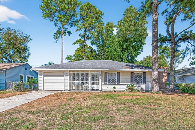 Building Photo - 7257 Yoe St