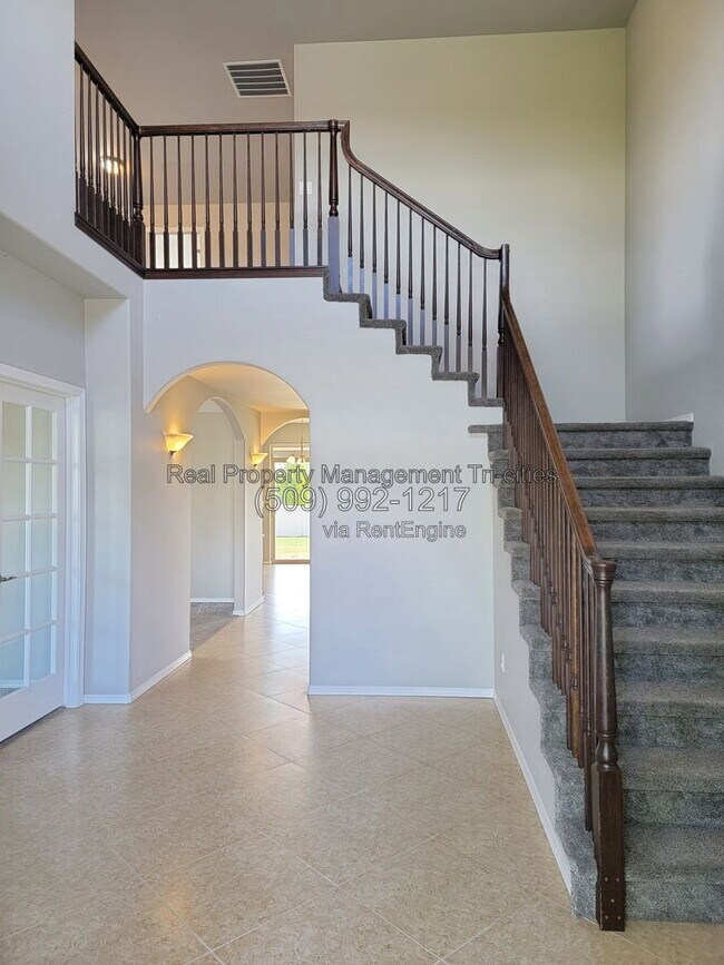 Foto del edificio - 3005 S Edison Pl