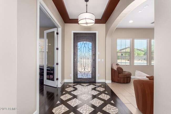 Building Photo - Gorgeous 5 bed 4.5 bath single level home in Scottsdale