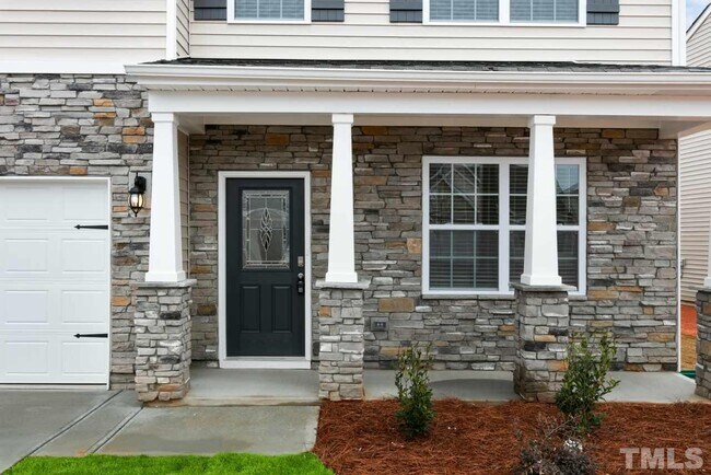 Foto del edificio - 743 River Dell Townes Ave