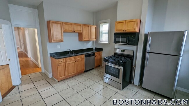 Building Photo - 34 Speedwell St