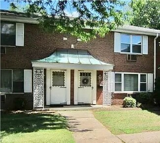 Building Photo - 111 Shadow Ln