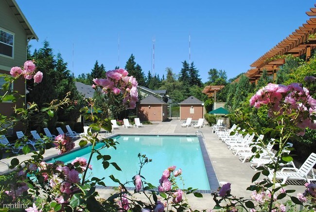 Building Photo - 1380 SW 66th Ave