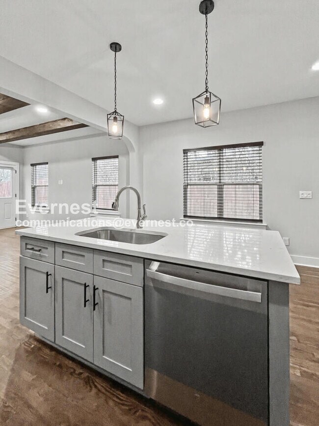 Foto del edificio - 2332 Oak Ct