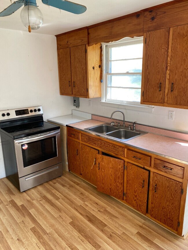 Foto del edificio - 1062 Fiddler Creek Rd