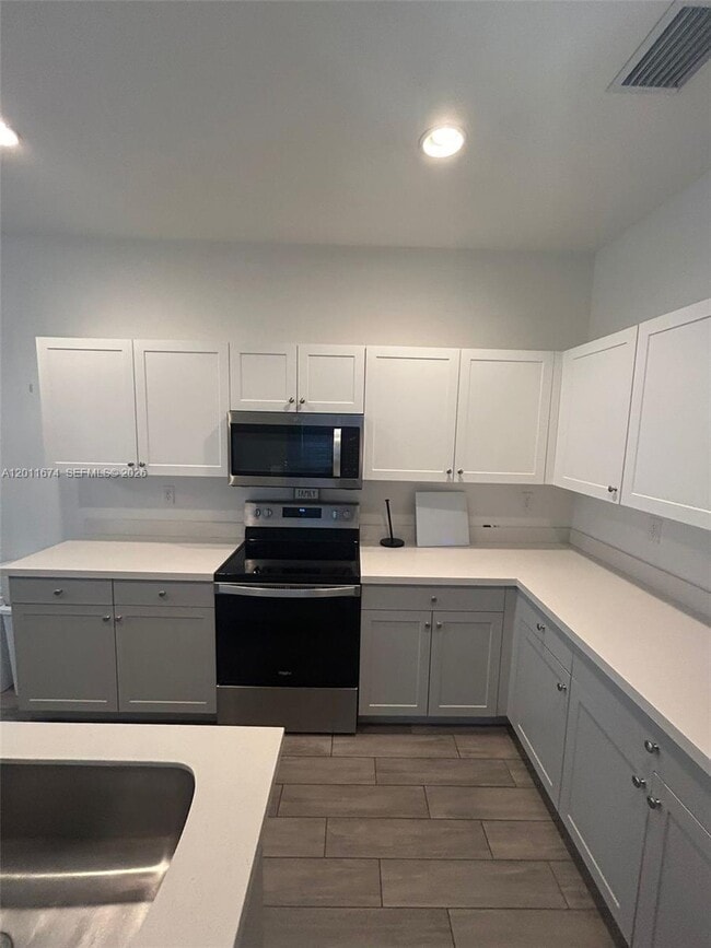 Building Photo - 5541 Agostino Way
