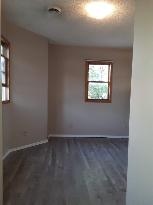 302 W Broadway Unit 2, Fulton, NY 13069 Room for Rent in Fulton, NY