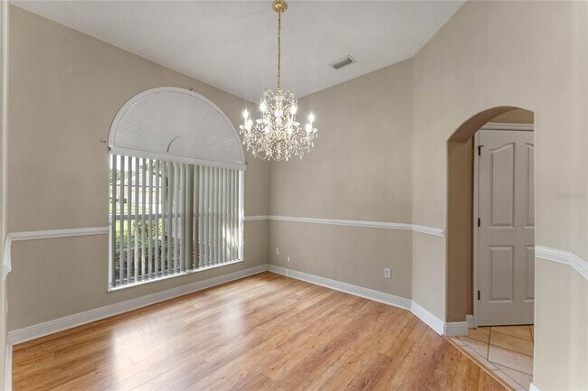 Building Photo - 124 Breezewood Dr