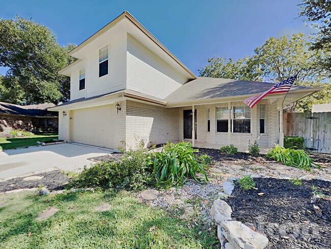 Building Photo - 1220 Idlewood