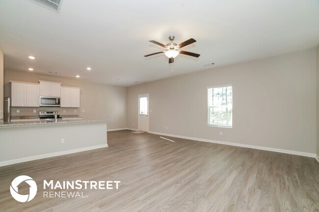 Foto del edificio - 521 Firethorn Ct