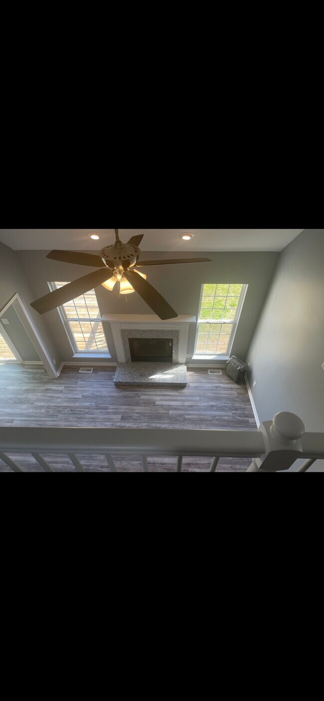 Foto del edificio - 10605 Hite Creek Rd