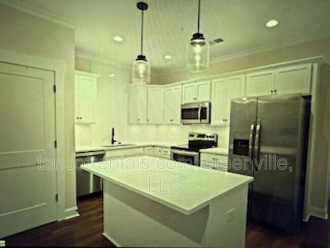 Foto del edificio - 106 Hilton St