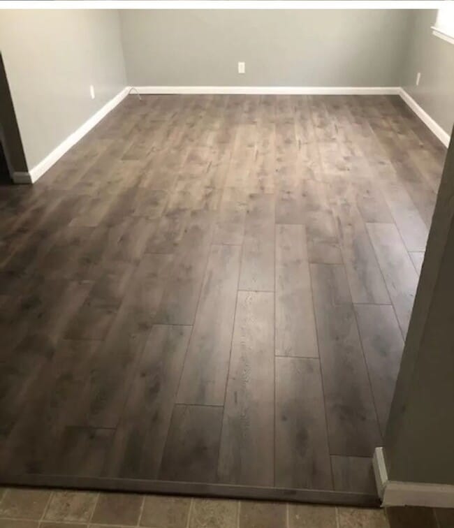 Foto del edificio - Updated Two bedroom, one bathroom close to shopping and schools!