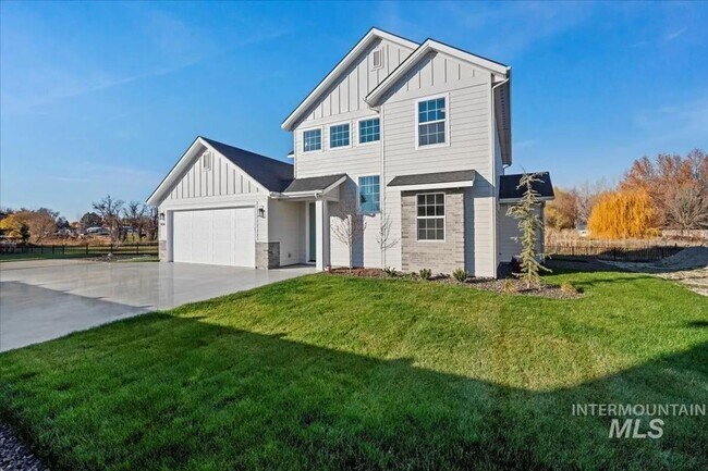 Foto del edificio - Brand New Spacious 4-Bedroom Home with 3-Car Garage, Granite Kitchen & Prime Middleton Location