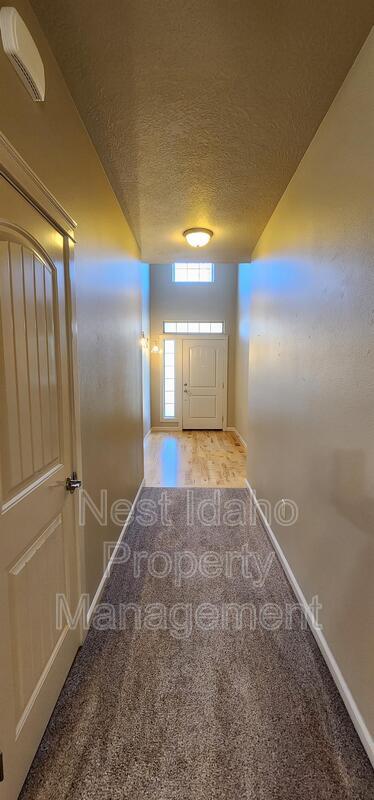 Building Photo - 6064 N Saguaro Hills Ave