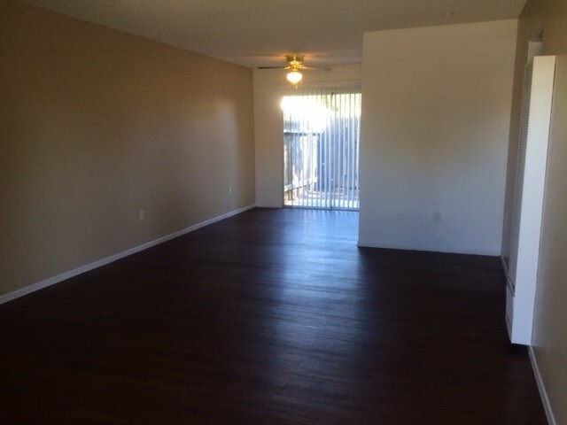 Foto principal - 1116 E 6th St