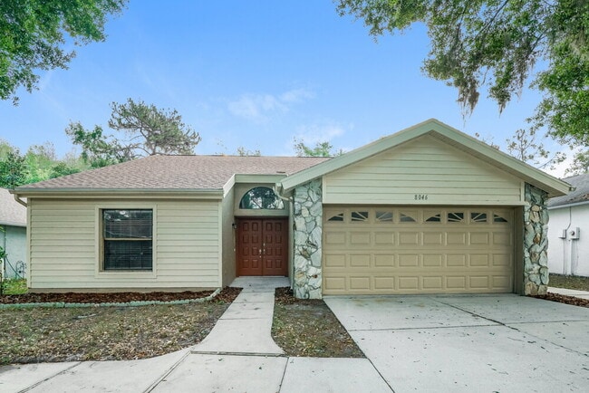 Building Photo - 8046 Hathaway Dr