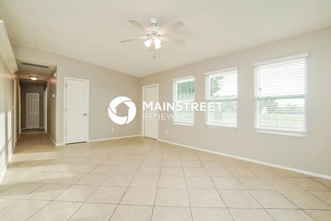 Building Photo - 3 Bedroom Pet-Friendly Home in Cape Coral, FL with Main Street Renewal