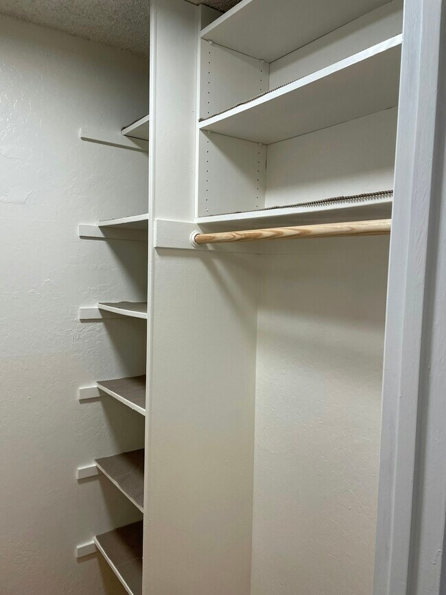 Foto del edificio - 402 Boardwalk Ave