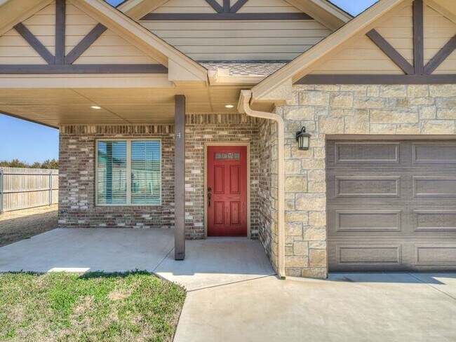 Building Photo - Brand New Senior Living Community!!