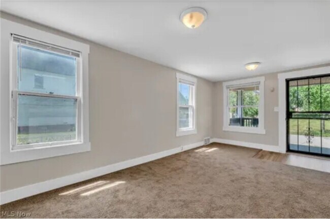 Foto del edificio - 3635 E 133rd St