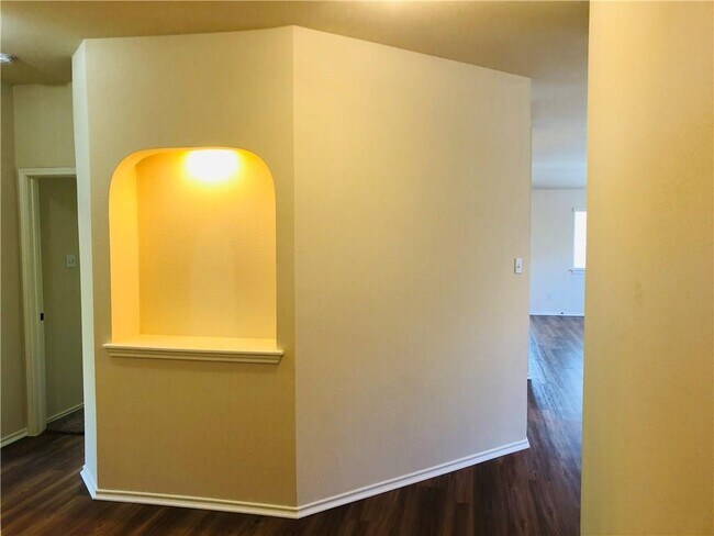 Foto del edificio - 2317 Butler Way