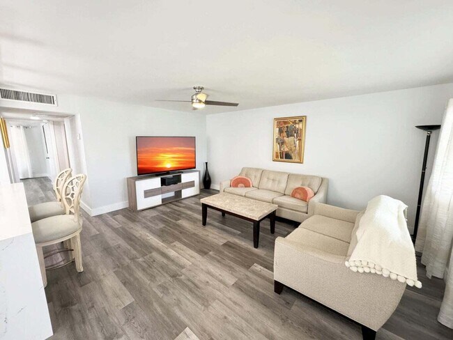 Foto del edificio - 161 Monaco Way