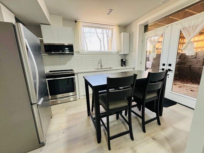 Photo du bâtiment - 25 Duffield Rd