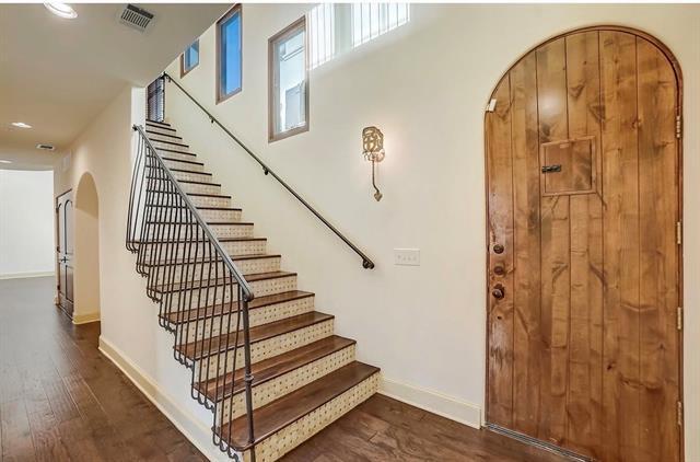 Foto del edificio - 2510 N Henderson Ave