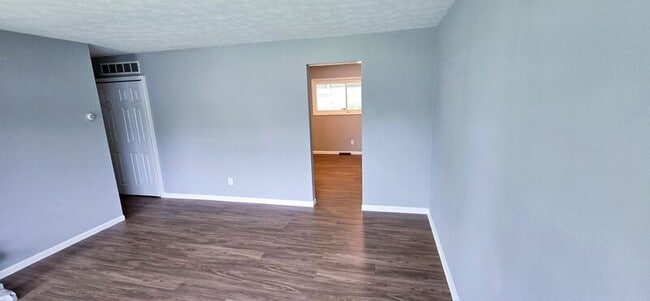 Building Photo - 5398 Inlet Dr
