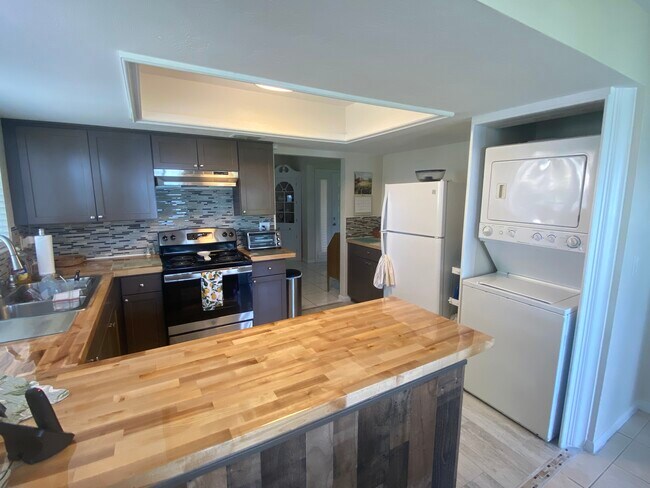 Foto del edificio - 130 Blue Heron Dr