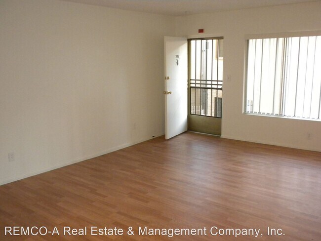 Foto del edificio - 1 br, 1 bath House - 230 Linden Avenue, #205