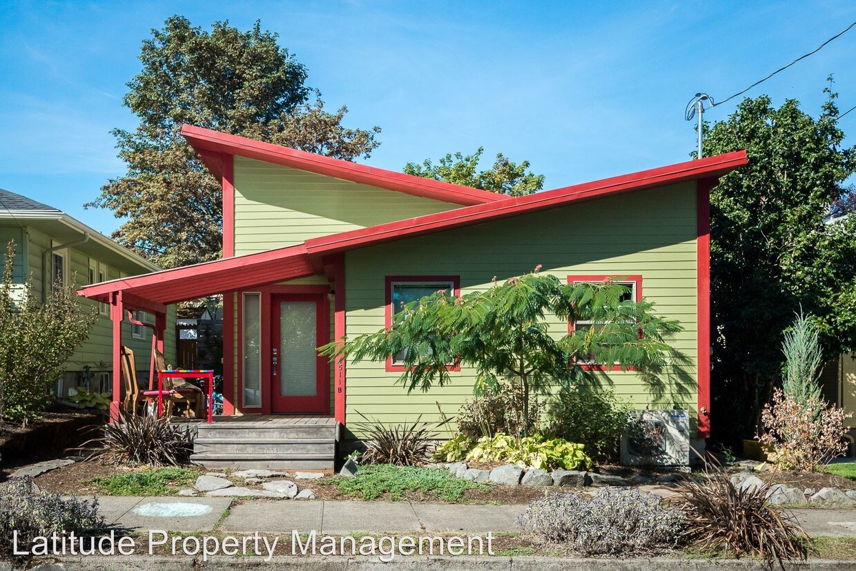 Primary Photo - 4511 NE 28th Ave