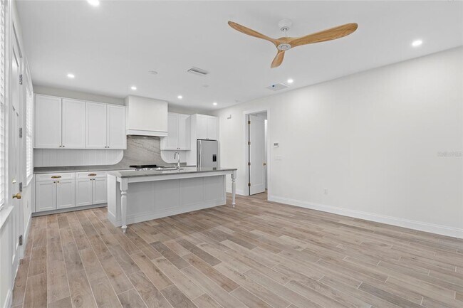 Foto del edificio - 1623 31st Ave N