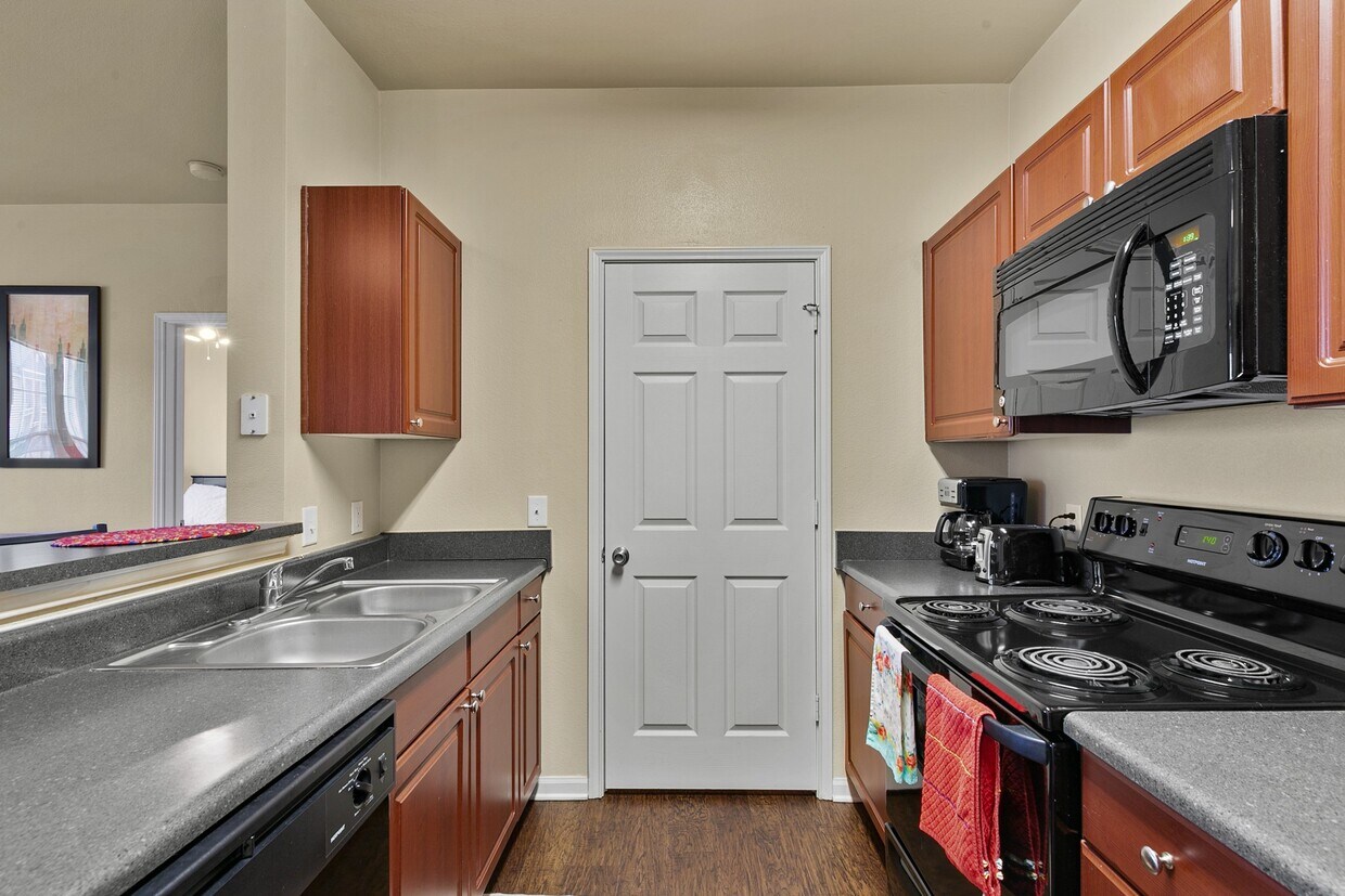 Flats at MacArthur Apartments in Lawton, OK