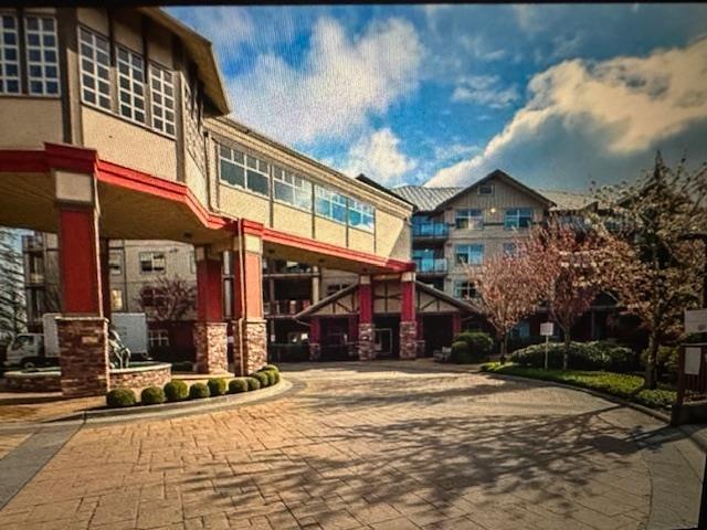 Photo du bâtiment - 2511 King George Blvd