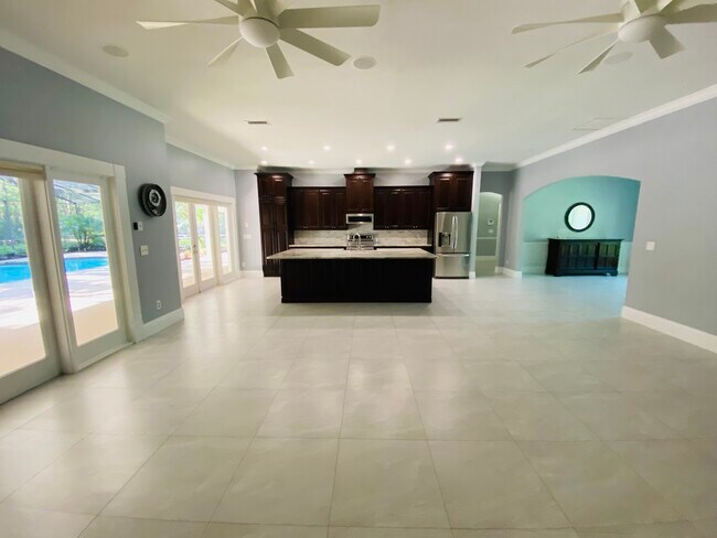 Foto del edificio - 2067 Hutton Point