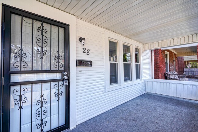 Foto del edificio - 28 S Warren Ave