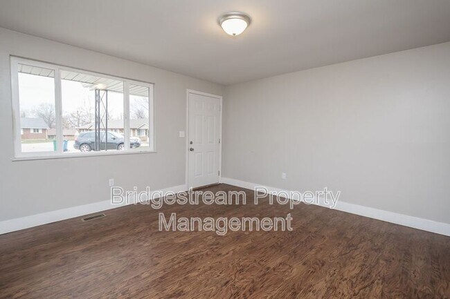 Foto del edificio - 5442 Lofino Ct