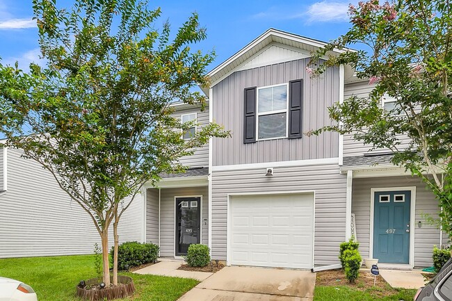 Foto del edificio - Beautiful Goose Creek Townhome!