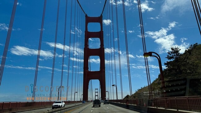 Building Photo - Magnificent Sausalito 2 Bedroom Townhouse ...