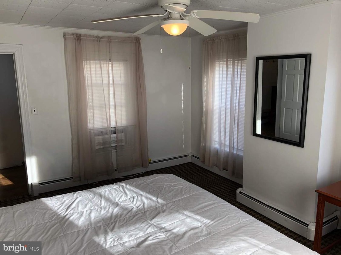Foto principal - 14560 Solomons Island Rd S