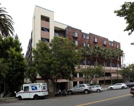 Building Photo - 1125 3rd St