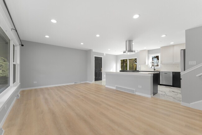 Foto del edificio - 2N359 Mildred Ave