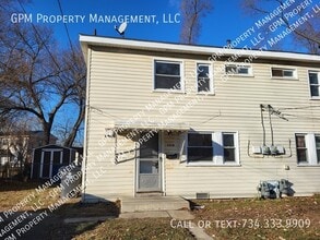 Building Photo - 2210 Delton Ct