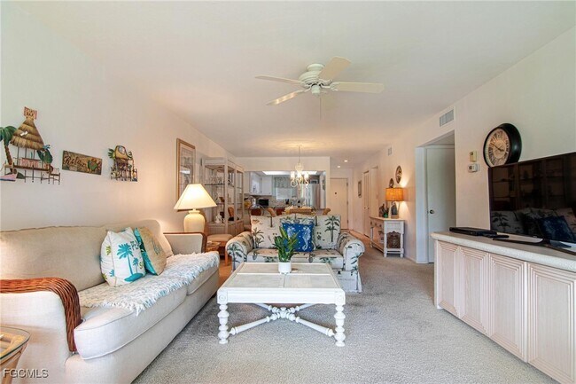 Foto del edificio - 6725 Winkler Rd