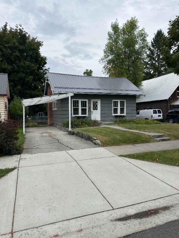 Building Photo - 427 Somers Ave