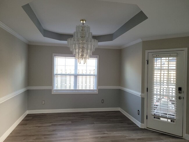 Building Photo - 1129 Crestfield Way