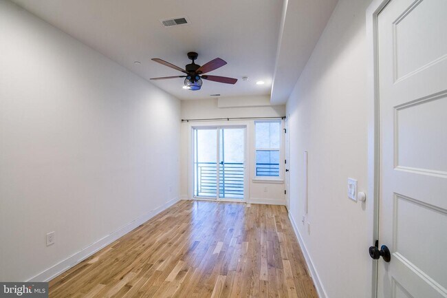 Foto del edificio - 614 Master St